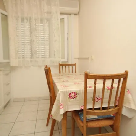 Appartement By The Sea Verunic, Dugi Otok - 8104 Veli Rat