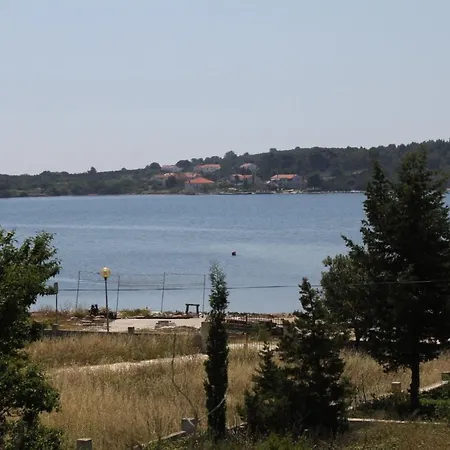 아파트 By The Sea Verunic, Dugi Otok - 8104 벨리 라트