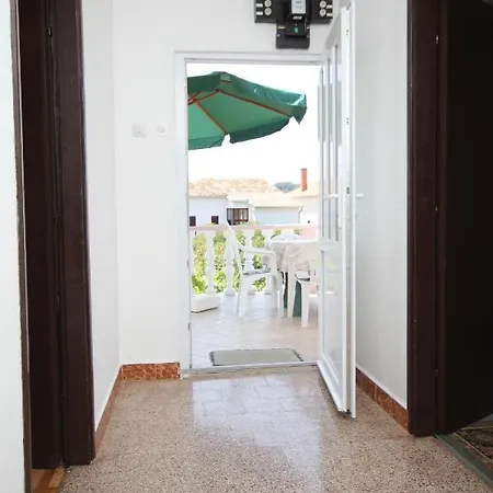 By The Sea Verunic, Dugi Otok - 8104 Apartamento Veli Rat