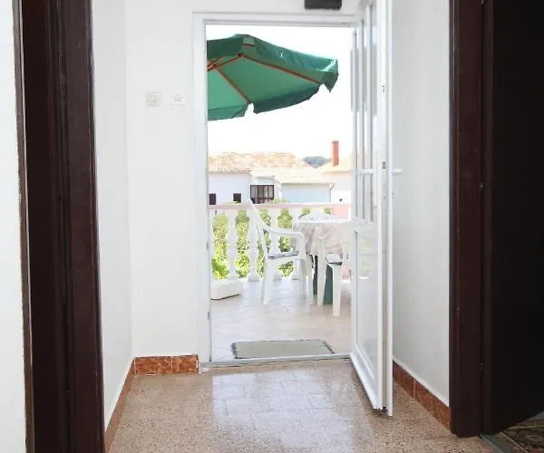By The Sea Verunic, Dugi Otok - 8104 아파트 벨리 라트